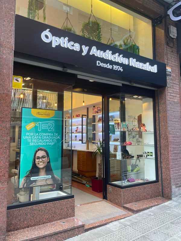 Rótulos luminosos para fachadas de comercios en Madrid