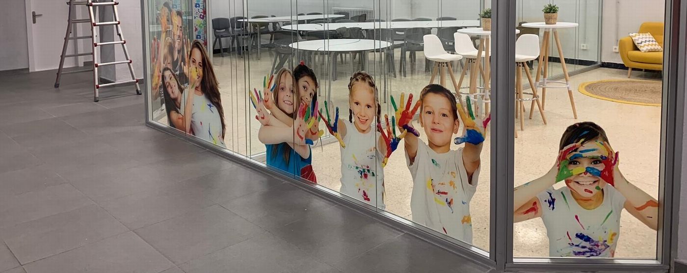 Rótulos para colegios, universidades y centros educativos en Móstoles, precio presupuesto