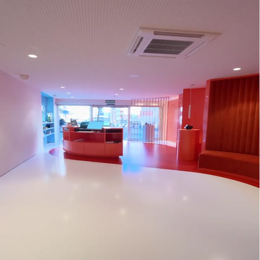 Interior de Elías Visión-Audición